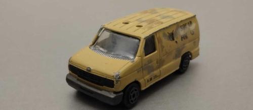 MAJORETTE FORD ECONOLİNE NO:270/271    1/63 Ölçek KULLANILMIŞ