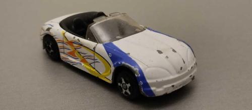LOT.10 » Motormax No. 6068 Mazda MX-5 Miata   1/64  Ölçek KULLANILMIŞ