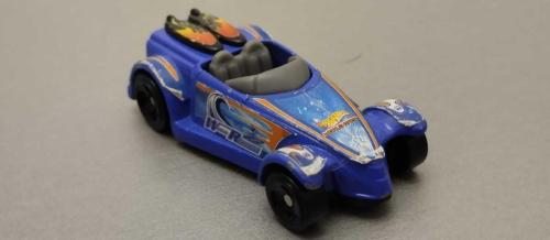 2003 YILI  Hot Wheels Wave Rippers DÖKÜM 1/64 Ölçek KULLANILMIŞ