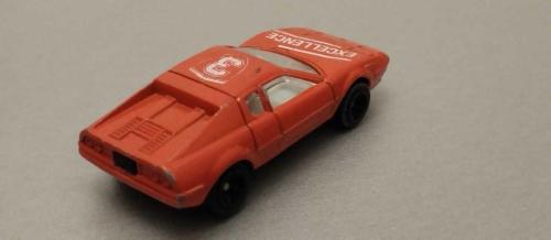 1984 YILI Welly Ferrari 328 GTB  HONG KONG ÜRETİMİ  DÖKÜM 1/64 Ölçek KULLANILMIŞ