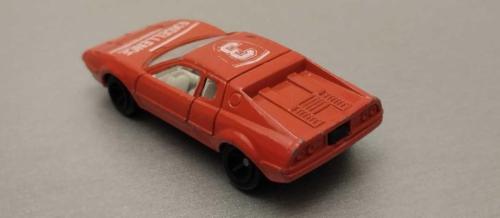 1984 YILI Welly Ferrari 328 GTB  HONG KONG ÜRETİMİ  DÖKÜM 1/64 Ölçek KULLANILMIŞ