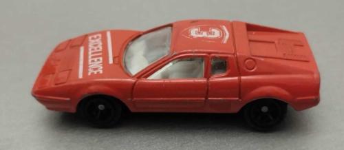 1984 YILI Welly Ferrari 328 GTB  HONG KONG ÜRETİMİ  DÖKÜM 1/64 Ölçek KULLANILMIŞ
