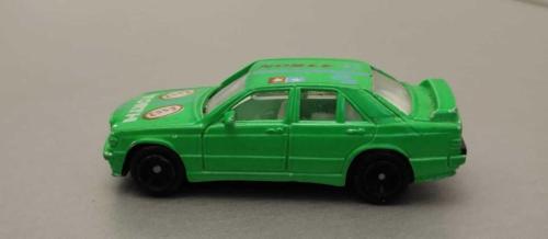 HTI MARKA Mercedes-Benz 190E DÖKÜM 1:64 Ölçek KULLANILMIŞ