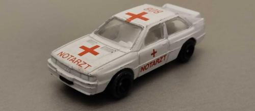 Welly markalı Audi Quattro Ambulans (Notarzt)  NADİR DÖKÜM 1:64 Ölçek KULLANILMIŞ