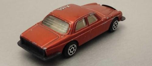 Hong Kong Jagu XJ6L ÇOK ÇOK NADİR DÖKÜM 1:64  Ölçek KULLANILMIŞ