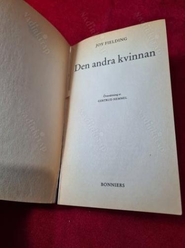 DEN ANDRA KVİNNAN