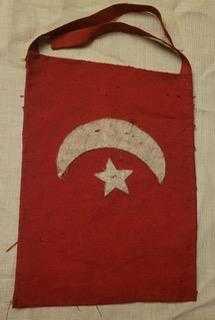 ÇOK ESKİ ARKASI DAMGALI MERASİM BAYRAĞI. EL DİKİMİ. YÜZYIL BAŞLARI.