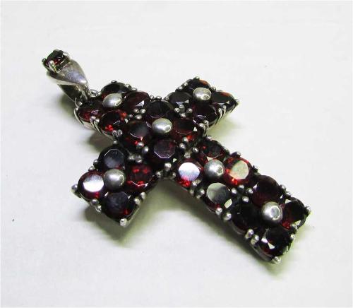 ViNTaGe 25 GARNET TaŞLı GÜMÜŞ HAÇ KOLYE.....