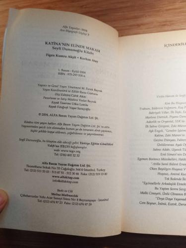 Katina'nın Elinde Makası - Huysuz İle Seyfi´nin 35 Yıllık Sevda Masalı (İLK BASKI)