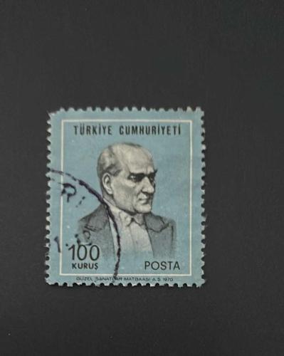 Türk Pulu - Turkish Stamp - Postadan Geçmiş Pul Filateli - Damgalı - ATATÜRK TEMALI PUL , 100 KURUŞ - Türkiye Cumhuriyeti - NOSTALJİK DOĞUM GÜNÜ HEDİYESİ