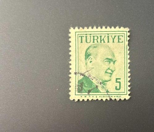 Türk Pulu - Turkish Stamp -  Postadan Geçmiş Pul Filateli -  DAMGALI - ATATÜRK TEMALI PUL, 5 PARA - Türkiye Cumhuriyeti - NOSTALJİK DOĞUM GÜNÜ HEDİYESİ