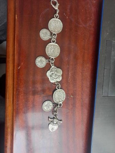 600 ayar gümüş   bileklik 48 gram  Özel tasarım