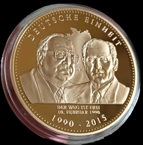 LOT.4 » Almanya Sovyetler Birliği son Lideri Mihail Gorbaçov Almanya Birleşmesinin 25 yılı Altın kaplama Hatıra Madalyon 40mm Koruma Kapsülünde