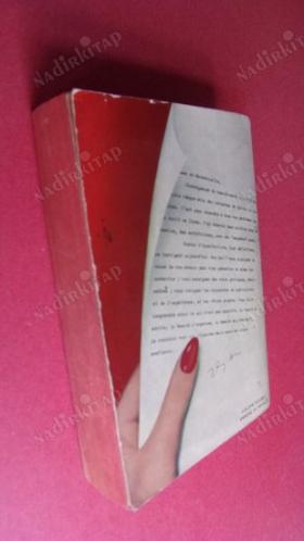 Beaute Service - Josette Lyon - Le Livre de Poche - Fransızca -