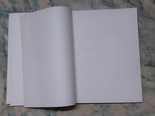1970 LER ESKİ HARİTA VE METOD ÇİZGİSİZ OKUL DEFTERİ 140 YAPRAK 20×28cm  DERS PROGRAMLI ARKA KAPAK TEMALI YAN KISIM SİYAH BEZLİ ESKİ KIRTASİYE DEPO MALI KIRTASİYE KOLEKSİYONU YAPANLAR İÇİN KOLEKSİYONLUK ÜRUN HALİYLE