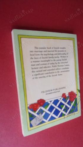 A Hedge of Roses Paperback 