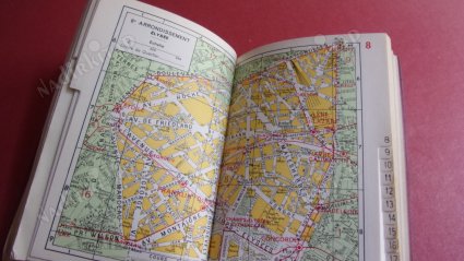 GUIDE INDICATEUR DES RUES DE PARIS