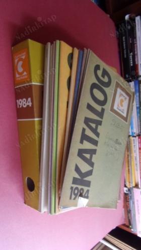 CUMHURİYET KİTAP KULÜBÜ KATALOG ÖZEL KUTUSU İÇİNDE 1984 (18 dergi)