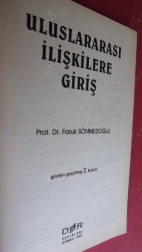 ULUSLARARASI İLİŞKİLERE GİRİŞ