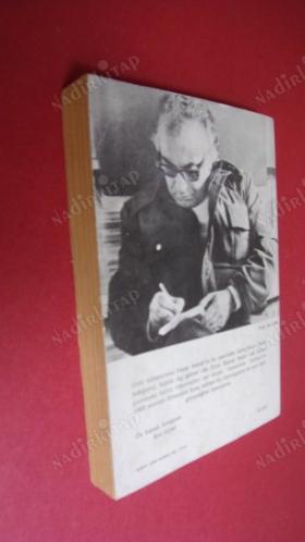BİR BULUT KAYNIYOR