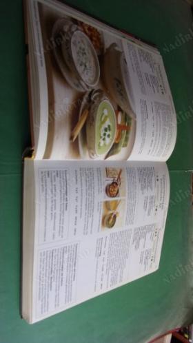 KÖSTLİCH KOCHEN JEDEN TAG Mit über 1000 Rezepten serviervorschlagen und küchentips