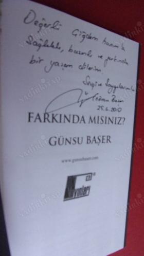 FARKINDA MISINIZ? (İMZALI İTHAFLI)