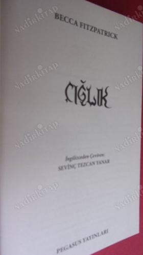 HUSH HUSH SERİSİ - FISILTI - ÇIĞLIK - SESSİZLİK - FİNAL - 4 CİLT TAKIM