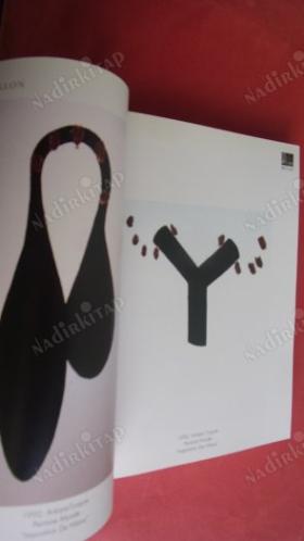 Siyah Beyaz Sanat Galerisi Sergi Kataloğu - 20. Yıl Özel Baskısı (1984-2004)