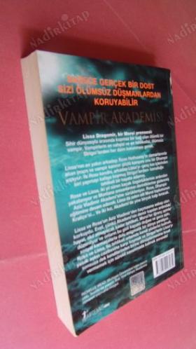 VAMPİR AKADEMİSİ / ilk basım /