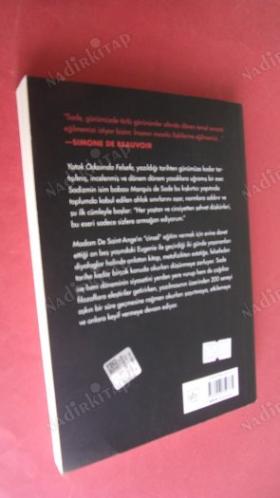 YATAK ODASINDA FELSEFE YA DA AHLAKSIZ EĞİTMENLER