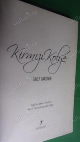 KIRMIZI KOLYE