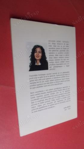 SEVGİNİN NÖBET TUTTUĞU EV (İthaflı ve yazar imzalı)