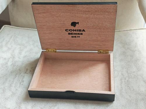 Cohiba Behike Ahşap Puro Kutusu