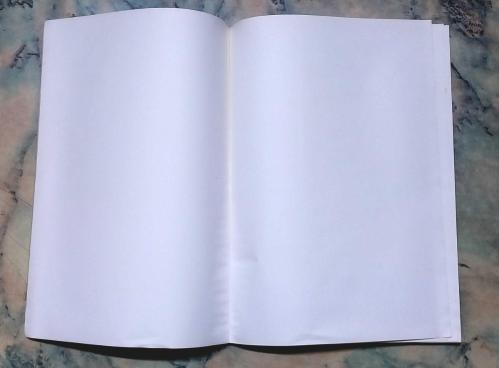 1970 LER ESKİ HARİTA VE METOD ÇİZGİSİZ OKUL DEFTERİ 60 YAPRAK 20×28cm ÖN KAPAK UZAYLILAR VE UFO TEMALI GÖRSELLİ ARKA KAPAK DÜNYA HARİTASI GÖRSELLİ YAN KISIM SİYAH BEZ ESKİ KIRTASİYE DEPO MALI KIRTASİYE KOLEKSİYONU YAPANLAR İÇİN KOLEKSİYONLUK ÜRUN HALİYLE