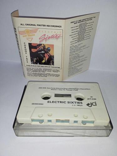 Kaset Electric Sixties 12 Great Electrifying Hits Of The Sixties. Orijinal 1985 Amerikan baskı derleme albüm. Sorunsuz çalışıyor koleksiyonluk.  Steppenwolf-Born To Be Wild, Santana-Evil Ways, Blind Faith-Well All Right, Humble Pie-Natural Born Woman, Traffic-Dear Mr. Fantasy, Chambers Brothers-Time, Cream-Sunshine Of Your Love, Velvet Underground-All Tomorrow's Parties, Byrds-8 Miles High, Quicksilver-Fresh Air, Spirit-I Got A Line On You, Big Brother-Piece of My Heart