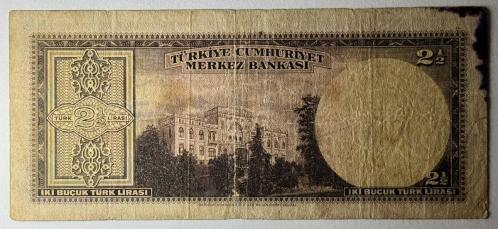 3.Emisyon 2,5 Türk Lirası İsmet İnönü Temiz+ Natural Kondisyonda Koleksiyonluk Eski Para