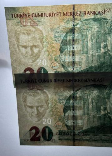 8. Emisyon 20 YTL Yeni Türk Lirası C06 Filigran Farklı Takım C06 550605 - C06 118162 Çil Kondisyonda Çok Nadir (Bilinen Tek Örnektir)