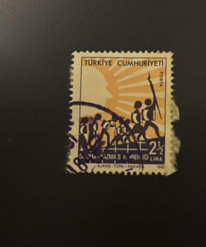 Türk Pulu - Turkish Stamp -  Postadan Geçmiş Pul Filateli - DAMGALI - OKUMA YAZMA SEFERBERLİĞİ TEMALI PUL, 2 1/2 LİRA - Türkiye Cumhuriyeti - NOSTALJİK DOĞUM GÜNÜ HEDİYESİ