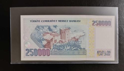 7.EMİSYON NADİR D SERİSİ 250.000 LİRA ÇİL KONDİSYONDA