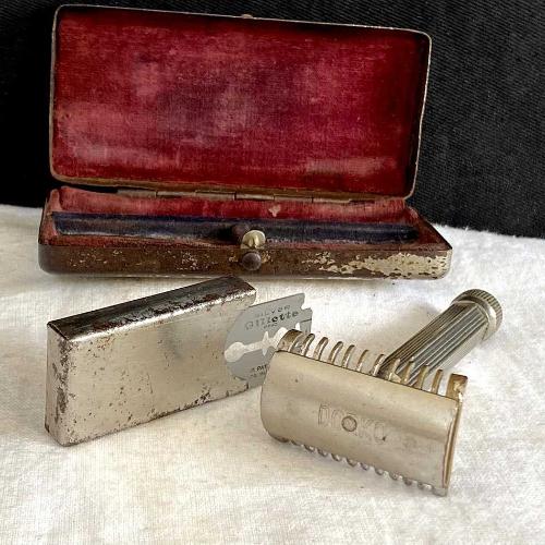 1930 Alman Dorko Pirinç Döküm Tıraş Seti
