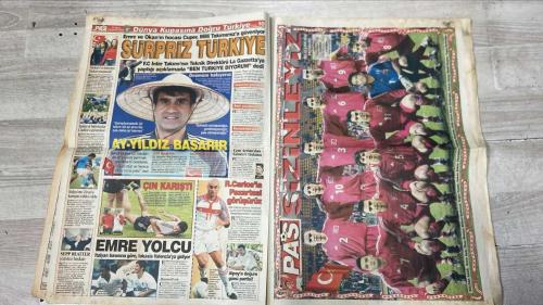 PAS SPOR GAZETESİ - 30 MAYIS 2002 - TÜRKİYE'Yİ DÜNYAYA TARKAN TANITACAK - SÜRPRİZ TÜRKİYE - SEPP BLATTER YENİDEN BAŞKAN - LORANT'LA OLMAZ - GÖNLÜM ORTEGA'DA - ORTEGA SATILDI - RUHUMU SATTIM - ÖRÜMCEK CORDOBA - SÜMER KARIŞAMAZ - NOUMA & ALPAY GALATASARAY'DA - KARTAL'A İKİNCİ GOL - BATİSTUTA UĞRAŞTIRIYOR - İMZA JAPONYA'DA - KANARYA ROTA DEĞİŞTİRDİ: FEN'İN CISSE'Sİ - TERİMSARAY - ADA BUGÜN AÇILIYOR - BEŞİKTAŞ BORÇLU - KARTAL ZAGO'YU KAPTI - NOUMA'DA ISRARLI - EDİLSON 5.5 MİLYON DOLAR - DOBROWSKİ OLMAM - BİLGİLİ İFADE VERECEK - KAPSAL'IN HEDEFİ BÜYÜK - GAKKOŞLAR KAPIŞIYOR - GÖZ-GÖZ'DE ŞOV BAŞLADI - BURSA'DA BAŞKANA SALDIRI - ADANASPOR'DA ÇITA YÜKSELDİ - KINGS'İN İNTİKAMI - KULEYİ SAĞLAMA ALDIK - AFRİKA HAREKATI - OLGUN'UN İLK BOMBASI UFUK - MALATYA'DA FEVZİ SESLERİ - TARKAN - EMRE BELÖZOĞLU - OKAN BURUK - HECTOR CUPER - CASILLAS - CEM ARSLAN - ŞENOL GÜNEŞ - ROBERTO CARLOS - SEPP BLATTER - ALPAY ÖZALAN - WERNER LORANT - IHSAN UÇARGİL - YÜKSEL AYTUĞ - ONUR BELGE - DENİZ GÖKÇE - SERCAN GÖRGÜL