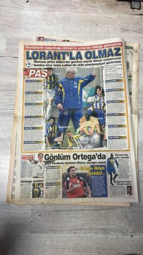 PAS SPOR GAZETESİ - 30 MAYIS 2002 - TÜRKİYE'Yİ DÜNYAYA TARKAN TANITACAK - SÜRPRİZ TÜRKİYE - SEPP BLATTER YENİDEN BAŞKAN - LORANT'LA OLMAZ - GÖNLÜM ORTEGA'DA - ORTEGA SATILDI - RUHUMU SATTIM - ÖRÜMCEK CORDOBA - SÜMER KARIŞAMAZ - NOUMA & ALPAY GALATASARAY'DA - KARTAL'A İKİNCİ GOL - BATİSTUTA UĞRAŞTIRIYOR - İMZA JAPONYA'DA - KANARYA ROTA DEĞİŞTİRDİ: FEN'İN CISSE'Sİ - TERİMSARAY - ADA BUGÜN AÇILIYOR - BEŞİKTAŞ BORÇLU - KARTAL ZAGO'YU KAPTI - NOUMA'DA ISRARLI - EDİLSON 5.5 MİLYON DOLAR - DOBROWSKİ OLMAM - BİLGİLİ İFADE VERECEK - KAPSAL'IN HEDEFİ BÜYÜK - GAKKOŞLAR KAPIŞIYOR - GÖZ-GÖZ'DE ŞOV BAŞLADI - BURSA'DA BAŞKANA SALDIRI - ADANASPOR'DA ÇITA YÜKSELDİ - KINGS'İN İNTİKAMI - KULEYİ SAĞLAMA ALDIK - AFRİKA HAREKATI - OLGUN'UN İLK BOMBASI UFUK - MALATYA'DA FEVZİ SESLERİ - TARKAN - EMRE BELÖZOĞLU - OKAN BURUK - HECTOR CUPER - CASILLAS - CEM ARSLAN - ŞENOL GÜNEŞ - ROBERTO CARLOS - SEPP BLATTER - ALPAY ÖZALAN - WERNER LORANT - IHSAN UÇARGİL - YÜKSEL AYTUĞ - ONUR BELGE - DENİZ GÖKÇE - SERCAN GÖRGÜL