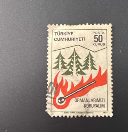 Türk Pulu - Turkish Stamp -  Postadan Geçmiş Pul Filateli - DAMGALI - ORMANLARIMIZI KORUYALIM TEMALI PUL , 50 KURUŞ  - Türkiye Cumhuriyeti - NOSTALJİK DOĞUM GÜNÜ HEDİYESİ -1977