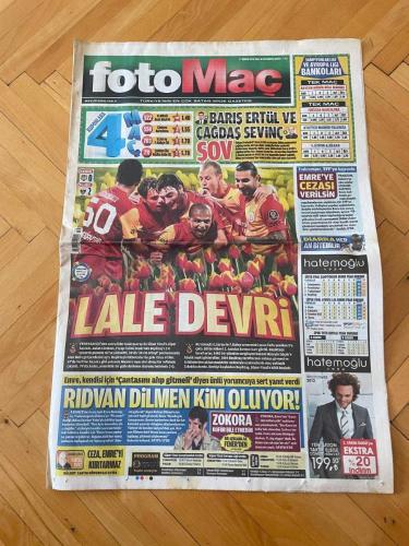FOTOMAÇ GAZETESİ - 17 NİSAN 2012 - LALE DEVRİ - RIDVAN DİLMEN KİM OLUYOR! - ZOKORA KÜFÜR BİLE ETMEDİM - EMRE'YE CEZASI VERİLSİN - DIARRA HER AN BİTEBİLİR - TERİM: DİSİPLİNİN ESERİ - SİYAH BEYAZ ÖFKE - ARAPLARIN ELİNE GEÇİYOR - ANTALYA 3'LEDİ - ÜSTÜ KAPATILIRSA 50 YIL GERİLERİZ - CEZA EMRE'Yİ KURTARMAZ - LASSANA BİTTİ BİTİYOR -BARIŞ ERTÜL - ÇAĞDAŞ SEVİNÇ - RIDVAN DİLMEN - EMRE BELÖZOĞLU - DIDIER ZOKORA - AYDIN YILMAZ - FELİPE MELO - ALBERT RIERA - MUSLERA - EBOUE - TAYFUR HAVUTÇU - HÜSEYİN GÖÇEK - FATİH TERİM - ERNST - ELMANDER - QUARESMA - NECATİ ATEŞ - HİLBEYT - SELÇUK İNAN - AYDIN YILMAZ - FİKRET ORMAN - ÜNAL AYSAL - MENDES - BİSESWAR - EMRAH - ŞENOL GÜNEŞ - BURAK YILMAZ - SADRİ ŞENER - VUGRINEC - HINCAL ULUÇ - BÜLENT CAN - COLMAN - LASSANA DIARRA - JOSE MORINHO - CRISTIAN BARONI - SANTOS - HAKKI YALÇIN - YOBO - AYKUT KOCAMAN - GÜRCAN BİLGİÇ - TURGAY DEMİR - MEHMET ARSLAN - HAŞMET BABAOĞLU -ERDOGAN AKTAŞ - ONUR KIVRAK - ZEKİ UZUNDURUKAN - AHMET ÇALIK - CENK ATILGAN - YÜKSEL GÖLSOY