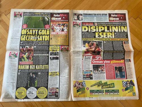 FOTOMAÇ GAZETESİ - 17 NİSAN 2012 - LALE DEVRİ - RIDVAN DİLMEN KİM OLUYOR! - ZOKORA KÜFÜR BİLE ETMEDİM - EMRE'YE CEZASI VERİLSİN - DIARRA HER AN BİTEBİLİR - TERİM: DİSİPLİNİN ESERİ - SİYAH BEYAZ ÖFKE - ARAPLARIN ELİNE GEÇİYOR - ANTALYA 3'LEDİ - ÜSTÜ KAPATILIRSA 50 YIL GERİLERİZ - CEZA EMRE'Yİ KURTARMAZ - LASSANA BİTTİ BİTİYOR -BARIŞ ERTÜL - ÇAĞDAŞ SEVİNÇ - RIDVAN DİLMEN - EMRE BELÖZOĞLU - DIDIER ZOKORA - AYDIN YILMAZ - FELİPE MELO - ALBERT RIERA - MUSLERA - EBOUE - TAYFUR HAVUTÇU - HÜSEYİN GÖÇEK - FATİH TERİM - ERNST - ELMANDER - QUARESMA - NECATİ ATEŞ - HİLBEYT - SELÇUK İNAN - AYDIN YILMAZ - FİKRET ORMAN - ÜNAL AYSAL - MENDES - BİSESWAR - EMRAH - ŞENOL GÜNEŞ - BURAK YILMAZ - SADRİ ŞENER - VUGRINEC - HINCAL ULUÇ - BÜLENT CAN - COLMAN - LASSANA DIARRA - JOSE MORINHO - CRISTIAN BARONI - SANTOS - HAKKI YALÇIN - YOBO - AYKUT KOCAMAN - GÜRCAN BİLGİÇ - TURGAY DEMİR - MEHMET ARSLAN - HAŞMET BABAOĞLU -ERDOGAN AKTAŞ - ONUR KIVRAK - ZEKİ UZUNDURUKAN - AHMET ÇALIK - CENK ATILGAN - YÜKSEL GÖLSOY