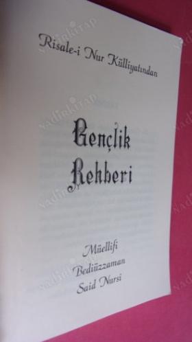 Risale-i Nur Külliyatından GENÇLİK REHBERİ ( Cep Boy )