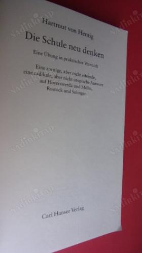 DIE SCHULE NEU DENKEN