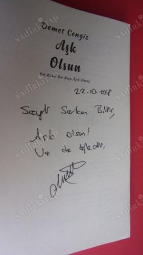 AŞK OLSUN .Bir Kadın Bir Kuşa Aşık Olmuş ** İMZALI **