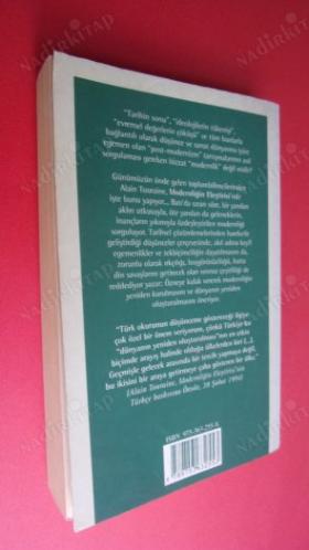 MODERNLİĞİN ELEŞTİRİSİ *** Birinci basım ***