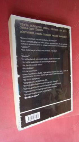 KIYAMET OKULU ÜÇÜNCÜ KİTAP - ÇOCUKLARIN SAVAŞI
